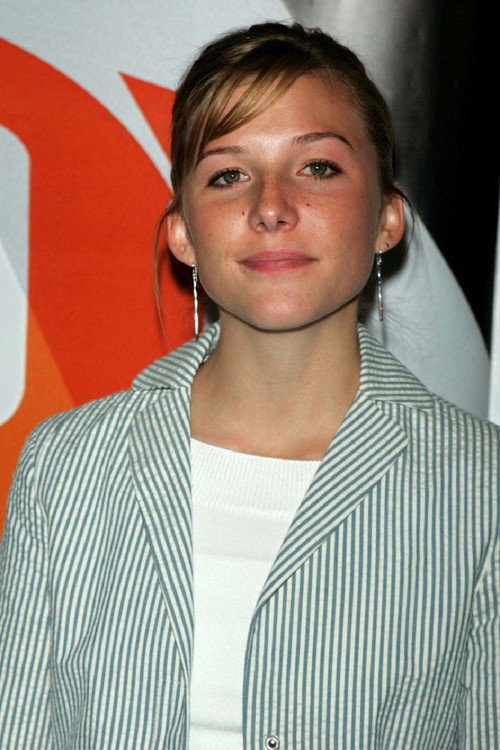 Photo of Saige Thompson, Acting