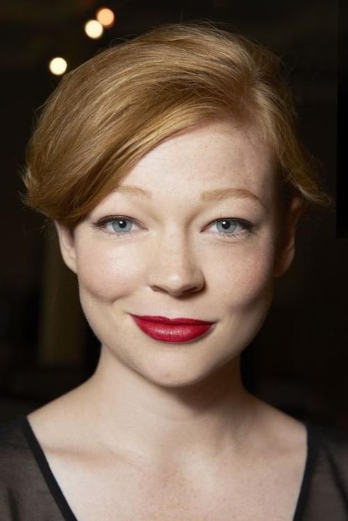 Sarah Snook profile