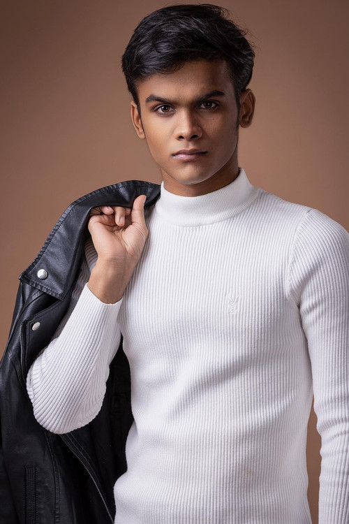 Ishan Saxena profile