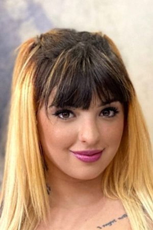 Photo of Naomie Miou, Acting