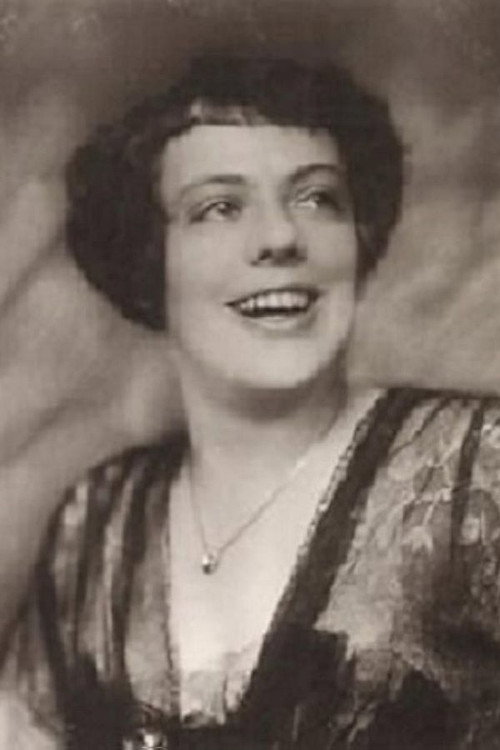 Photo of Senta Söneland, Acting