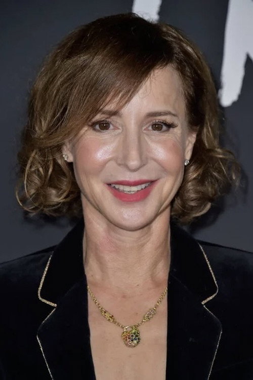 Photo of Sara Goodman, Writing