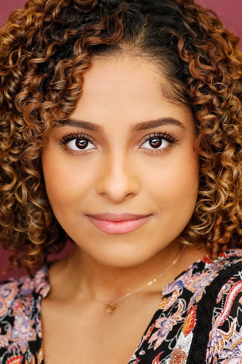 Photo of Lauren Vaz, Acting