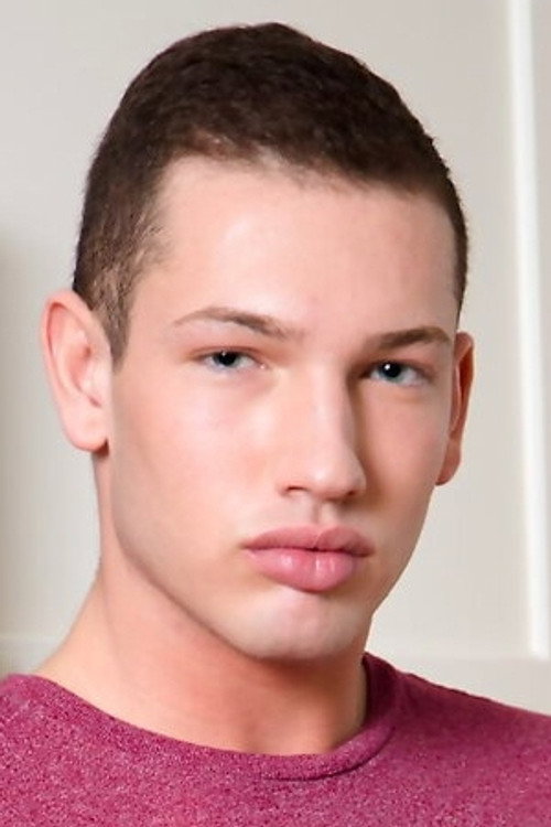 Photo of Hunter Smith, Acting