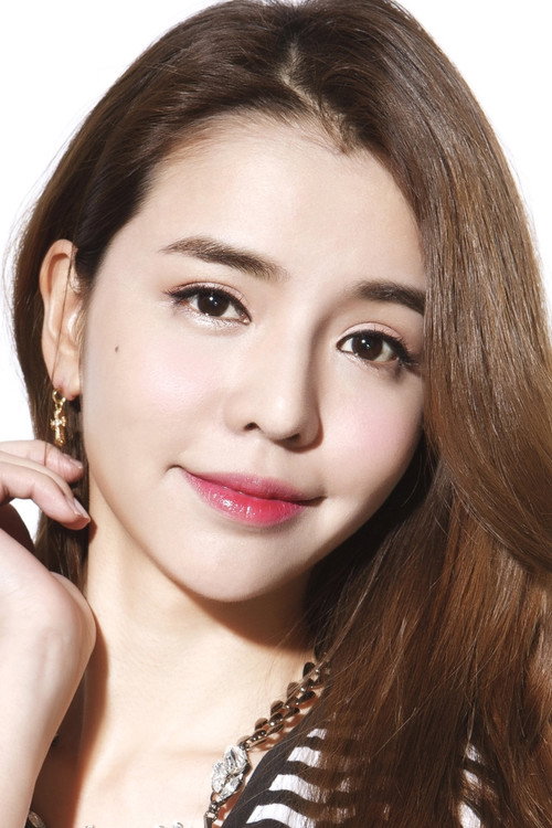 Photo of Tia Li, Acting