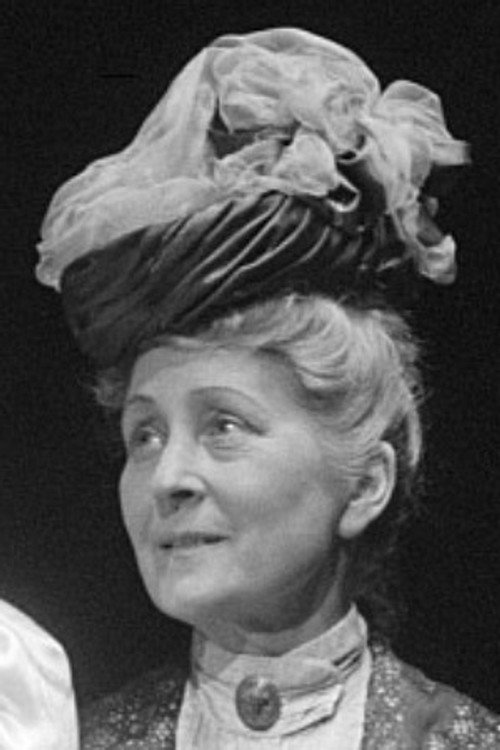 Photo of Elly Burgmer, Acting