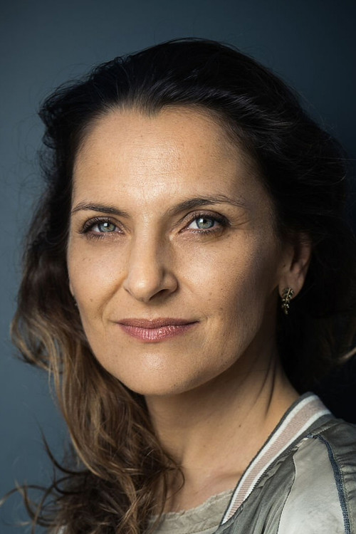 Antonia Zegers profile