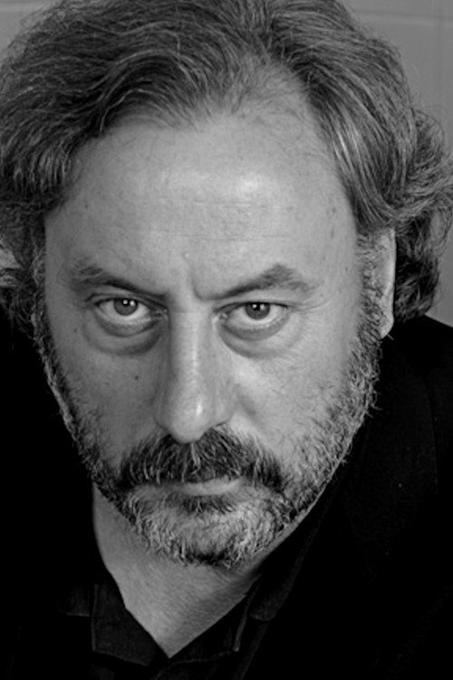 Photo of Julio Llamazares, Writing