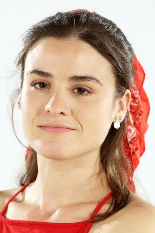 Photo of Camila Roeschmann, Acting