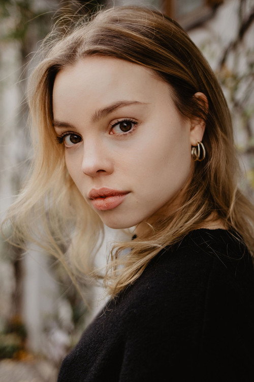 Lea Zoë Voss profile