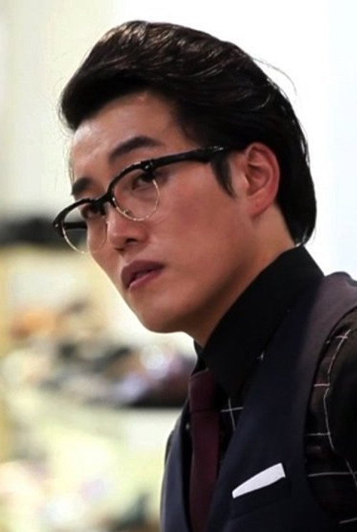 Photo of Si Hoo, Acting