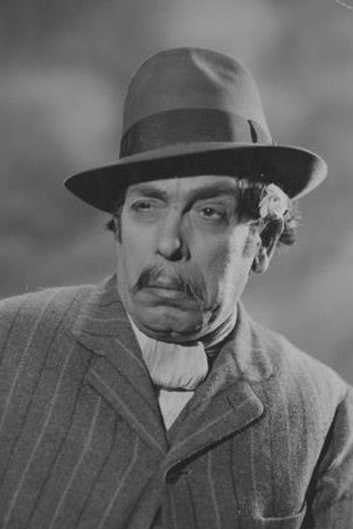 Photo of José Ruzzo, Acting