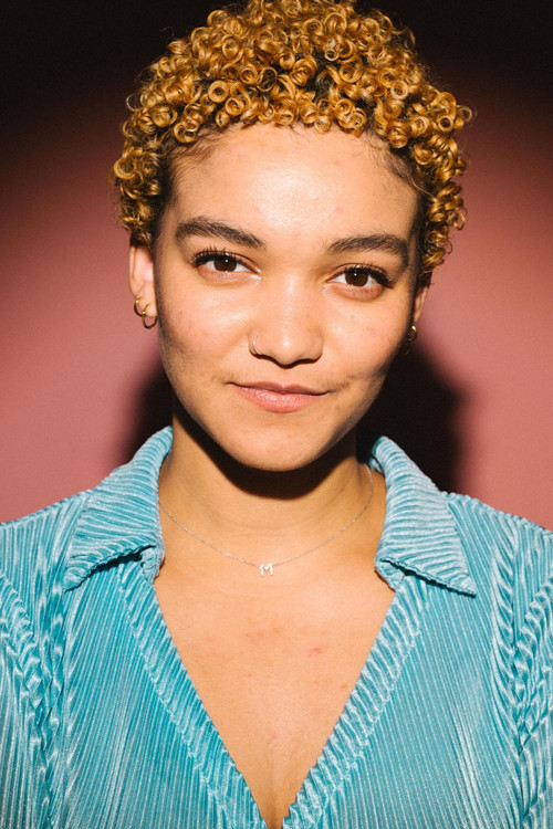 Photo of Mahayla Laurence, Acting