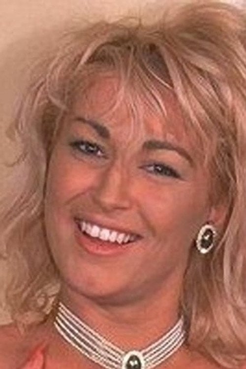 Photo of Elizabeth King, Acting