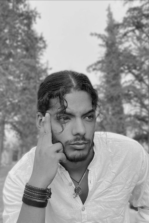 Photo of Kheir eddine Bouchikhi, Camera