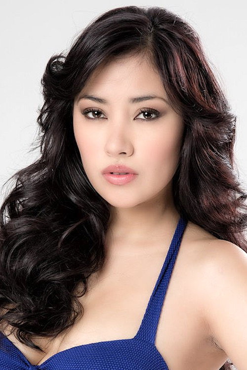 Photo of Giselle Calderón, Acting