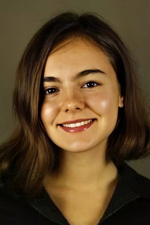 Yağmur Yılmaz profile