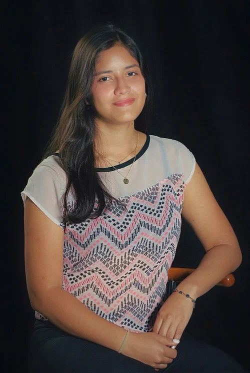 Photo of Victoria Palma, Camera