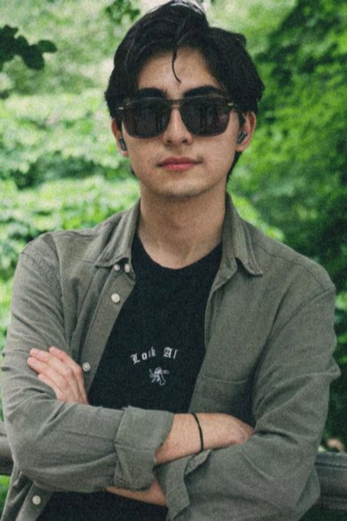 Photo of André Alarcón, Acting