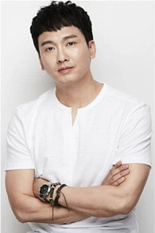 Jung Eun-Chan profile