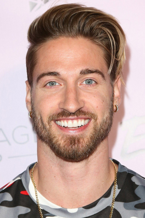 Travis DesLaurier profile