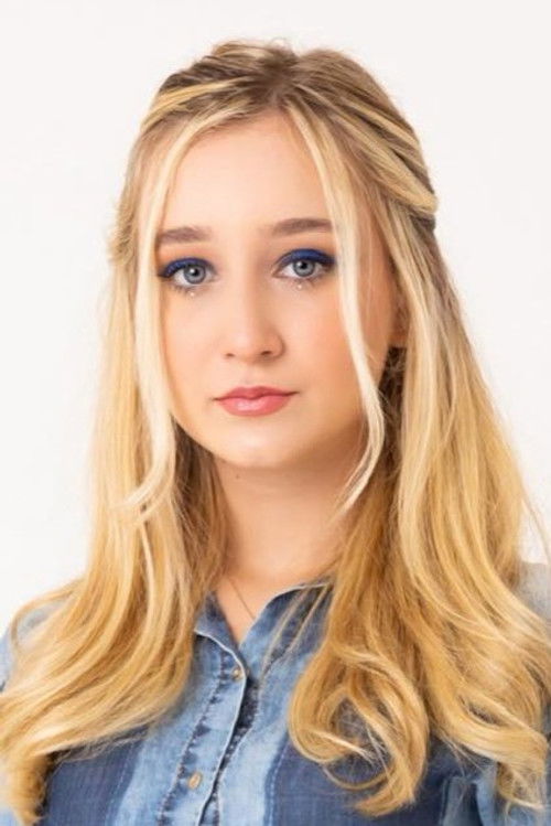 Luiza Gattai profile