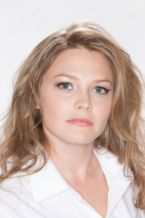 Photo of Noelle Ann Mabry, Acting