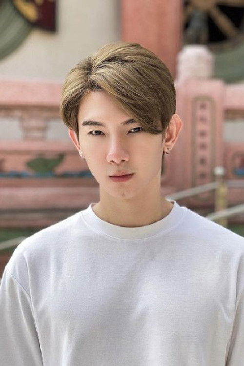 Bee Teerasit Pimkitidaj profile