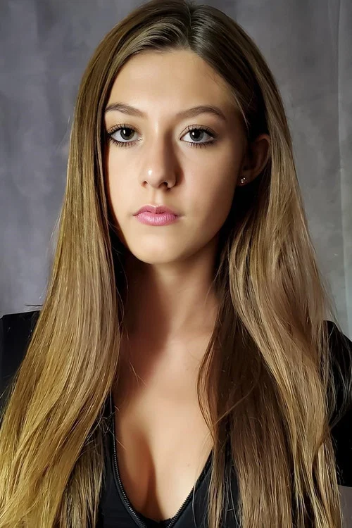 Photo of Alexis Arnold, Acting