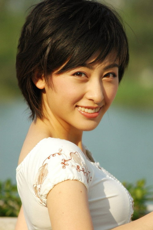 Photo of Fatima Yaqi, Acting