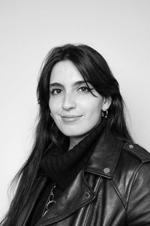 Photo of Carolina Neves, Directing