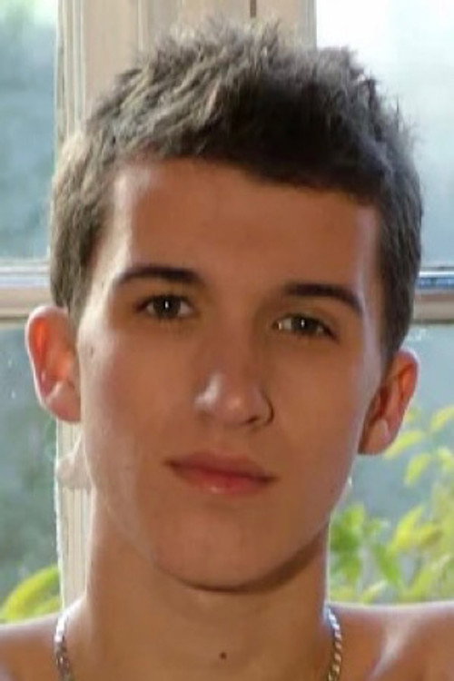 Photo of Aaron Burns, Acting