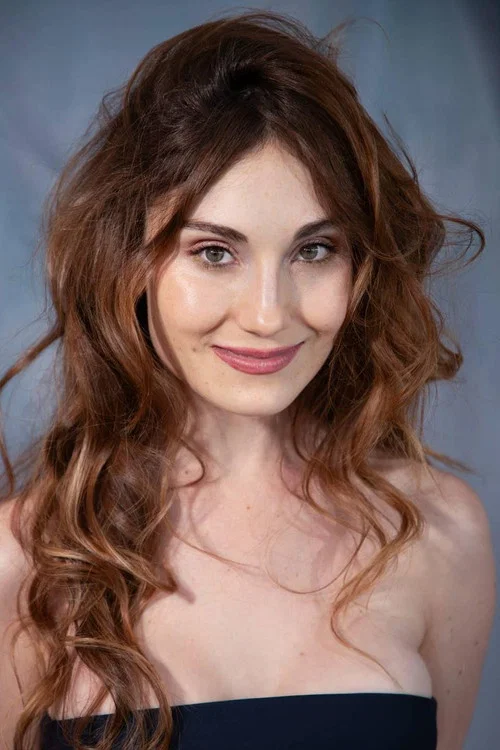 Photo of Viviana Santos, Acting