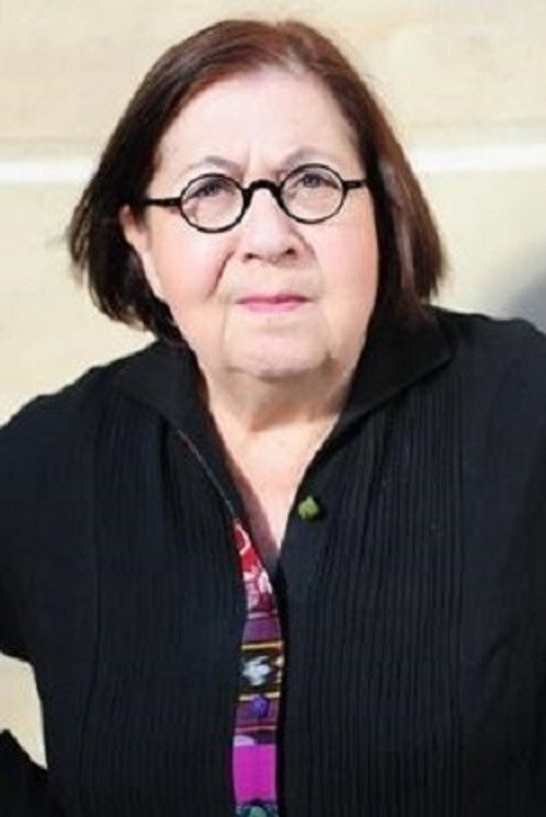 Photo of Annie Savarin, Acting