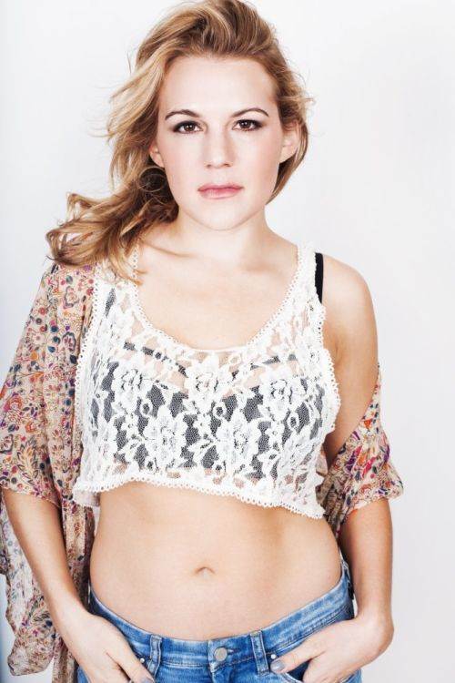 Photo of Catherine Urbanek, Acting