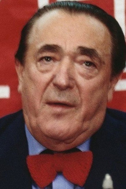 Photo of Robert Maxwell, Acting