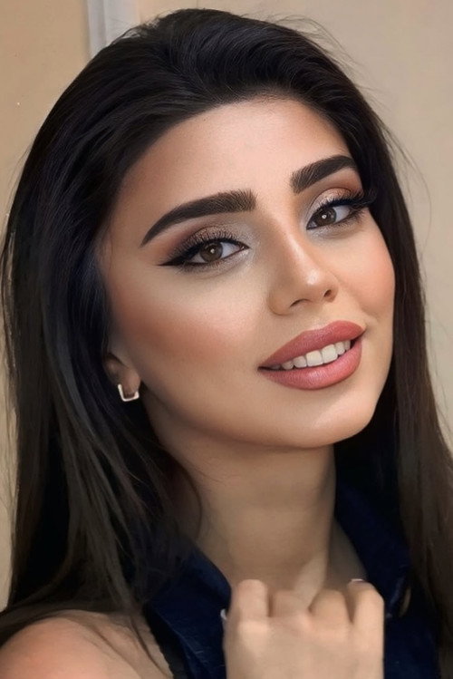 Zeynab Kangarli profile