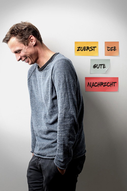 Movie poster for Klaus Eckel: Zuerst die gute Nachricht (2018)