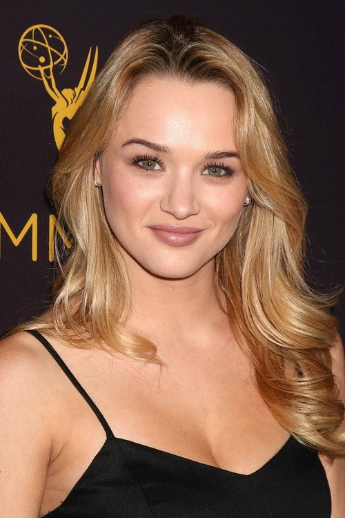 Photo of Hunter King, Acting