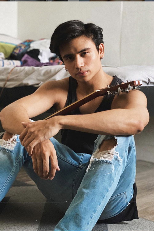 Miguel Villasis profile