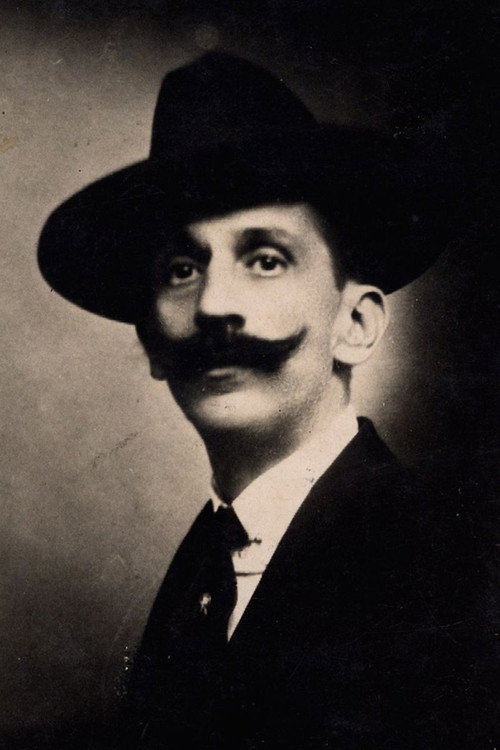 Photo of Raul Pederneiras, Writing