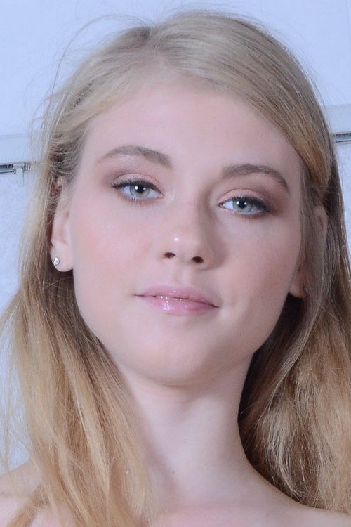 Photo of Hannah Hays, Acting