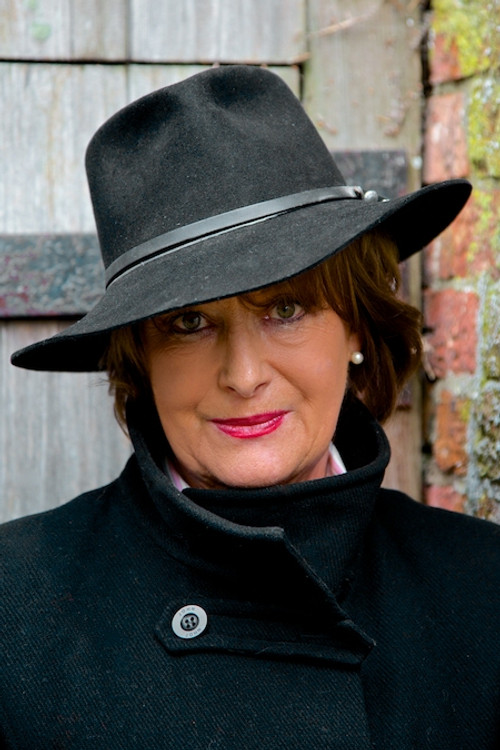 Photo of Minette Walters, Writing