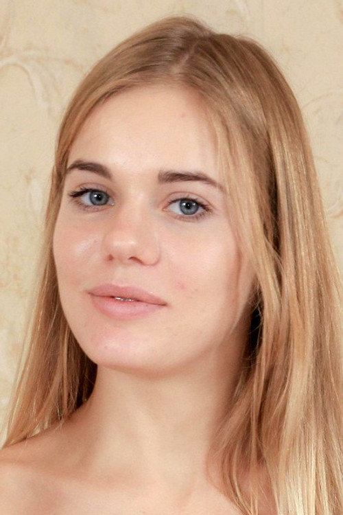 Photo of Dafne S, Acting