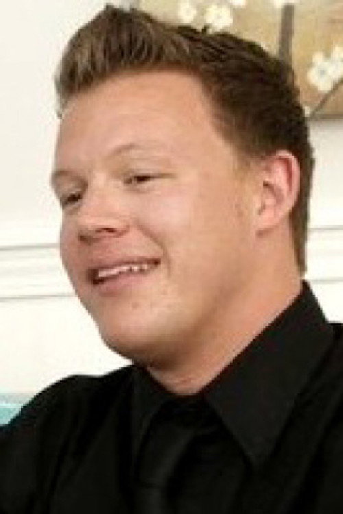Photo of Ashton Kilmer, Acting