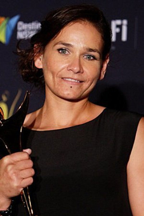 Photo of Louise Harris, Acting