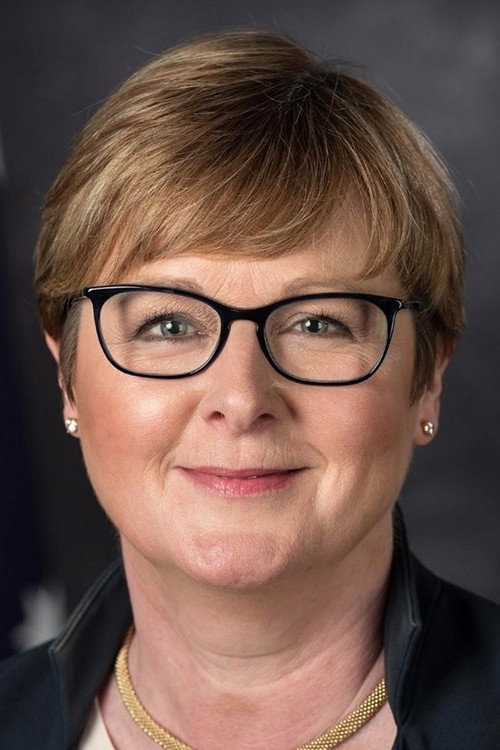 Photo of Linda Reynolds, Acting