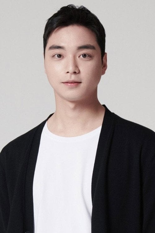 Photo of Kim Mo-beom, Acting