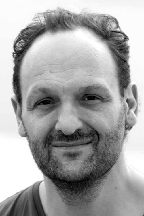 Photo of Daren Elliott Holmes, Acting