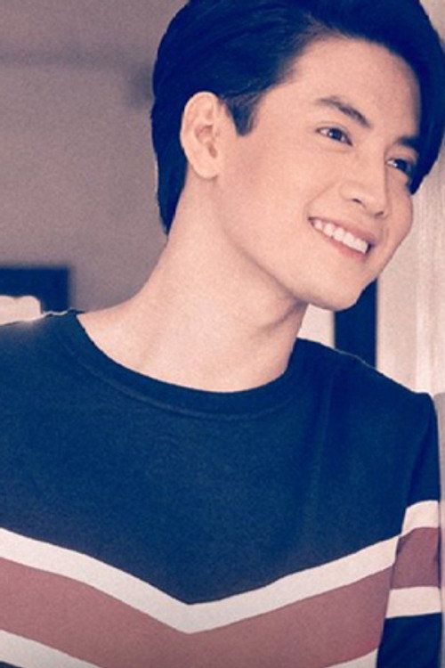 Photo of Kaloy Tingcungco, Acting